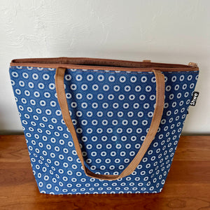 Shwe Shwe Zip Tote Bag